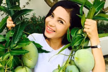 Việt Trinh "nối gót" Quyền Linh chạy trốn khỏi showbiz?