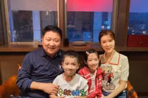 Kim Xảo Xảo gây sốt với nhan sắc "lão hóa ngược" ở tuổi U50