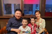 Kim Xảo Xảo gây sốt với nhan sắc "lão hóa ngược" ở tuổi U50