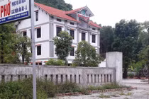 UBND xã mượn tiền dân để… chi tiêu