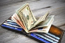 Bỏ 3 vật này vào “trấn yểm ví” tiền bạc lúc nào cũng đầy ắp