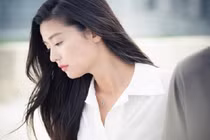 Hễ đăng ảnh là người yêu cũ của bạn trai lại vào cà khịa