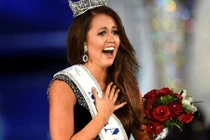 Cận cảnh nhan sắc Hoa hậu Mỹ 2018