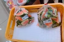 Ở Việt Nam thứ này cho không ai lấy, sang trời Tây giá cao ngất