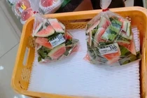 Ở Việt Nam thứ này cho không ai lấy, sang trời Tây giá cao ngất