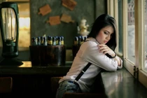 Bế tắc, muốn ly hôn khi chồng say nắng tình già