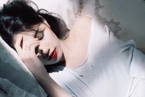 5 thứ phụ nữ nhất định phải nắm trong tay mới mong hạnh phúc