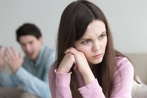 Bị chồng chửi sốc, vợ đòi ly hôn