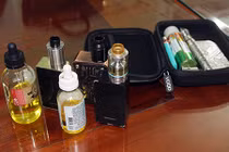 Tinh dầu shisha gây nghiện cực mạnh và 80 đối tượng “dính” ma túy