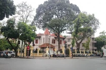 Biệt thự Pháp cổ 2.000 m2 giữa phố lớn Hà Nội của tập đoàn Bầu Thụy