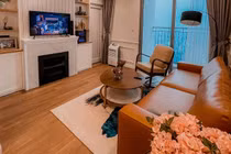 Căn hộ Studio phong cách Âu Mỹ xua tan mùa đông lạnh giá