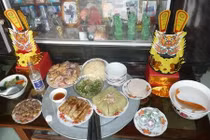 Video: Mâm cỗ tiễn ông Công, ông Táo của người Hà Nội xưa có gì?