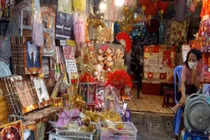 Khẩu trang cúng cô hồn 170.000 đồng/cái gây choáng