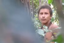 Video: Hình ảnh hiếm hoi của bộ lạc chỉ còn 80 người ở Amazon