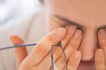 7 dấu hiệu ở mắt cảnh báo bệnh nghiêm trọng