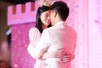 Tiêu chuẩn làm dâu, rể nhà vua sòng bạc giàu nhất Hong Kong