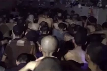 Cuộc sống thảm hại của các nghi phạm IS bị giam tại Iraq