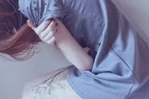 Cô gái uống thuốc ngủ tự tử vì bị bạn trai 7 năm phản bội