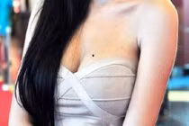 Nốt ruồi trên ngực nữ giới mang tới cung tài lộc vàng son