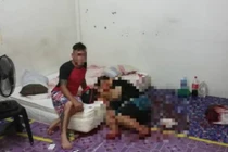 Rủ bồ của chồng đến quan hệ tay ba, người vợ bất ngờ cầm dao đâm bồ