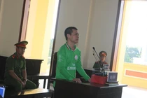 Lãnh 7 năm tù vì sợ mất con gà mái cuối cùng