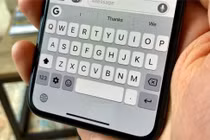 Chạm 2 lần vào phím cách trên iPhone: Thủ thuật cực hay