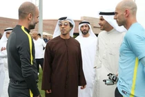 Choáng váng với độ giàu có của hoàng tử UAE