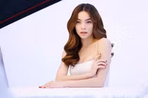 Hồ Ngọc Hà chia sẻ quan điểm về cái đẹp nhân ngày 20/10