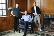 Chuyện không ngờ: Nhờ miếng băng dán thành triệu phú USD