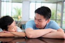 Học sinh lớp 6 viết văn tả điểm xấu của bố khiến dân mạng cười ngất