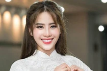 Nam Em bất ngờ khuyên chị gái song sinh "bớt nghiệp" 