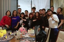 Khởi My tình cảm bên mẹ chồng trong ngày sinh nhật