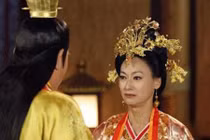 Đời trầm bổng của các phi tần sau khi hoàng đế băng hà