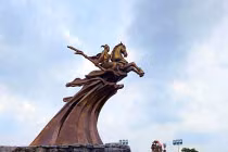 Bí ẩn những vùng đất Việt nổi tiếng linh thiêng 