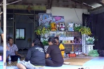 Nữ sinh 15 dùng thuốc diệt cỏ đầu độc cả gia đình, giết em gái