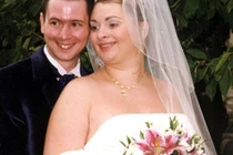 Chồng thức khuya làm việc vợ không chút nghi ngờ, sau này biết mới ngã ngửa