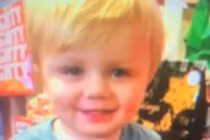 Phát hiện bé trai 2 tuổi cạnh vách đá sau 5 ngày mất tích