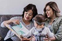 Mẹ chồng lẻn vào phòng sinh làm 1 việc khiến con dâu tức “ói máu“