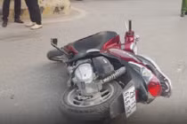 Video: Tai nạn liên hoàn ô tô và 2 xe máy