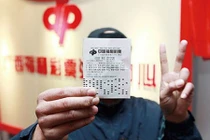 Hai kẻ tham lam suýt mất mạng vì tấm vé số “đổi đời”