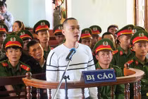 Trùm giang hồ dùng súng AK bắn trọng thương công an