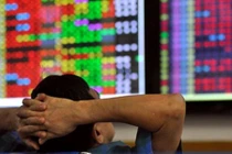 Kiếm tiền và giữ mình: Tâm sự kẻ sống sót qua "cơn say ngàn tỷ"