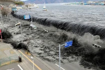 Video những trận sóng thần khủng khiếp nhất lịch sử