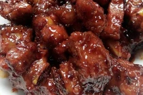 Trời mát làm sườn rim thế này ăn bao nhiêu cũng hết