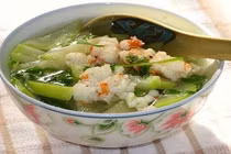 Bạn có biết 5 sai lầm ăn cơm này cũng hại dạ dày