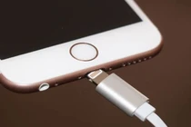 5 cách sửa lỗi khi không thể sạc pin cho iPhone