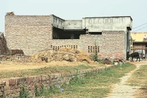 Chiếc vòng vỡ "lật mặt" kẻ sát hại chàng trai ép bạn gái cũ chạy trốn