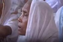 Video: Khi các góa phụ bị coi là tội lỗi vì chồng chết trước