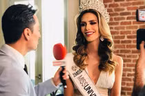 Angela Ponce nói gì khi bị chê không có tư cách thi Miss Universe 2018