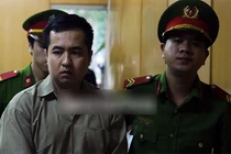 Giám đốc lừa đảo hơn 17 tỉ đồng tiền thẻ cào điện thoại